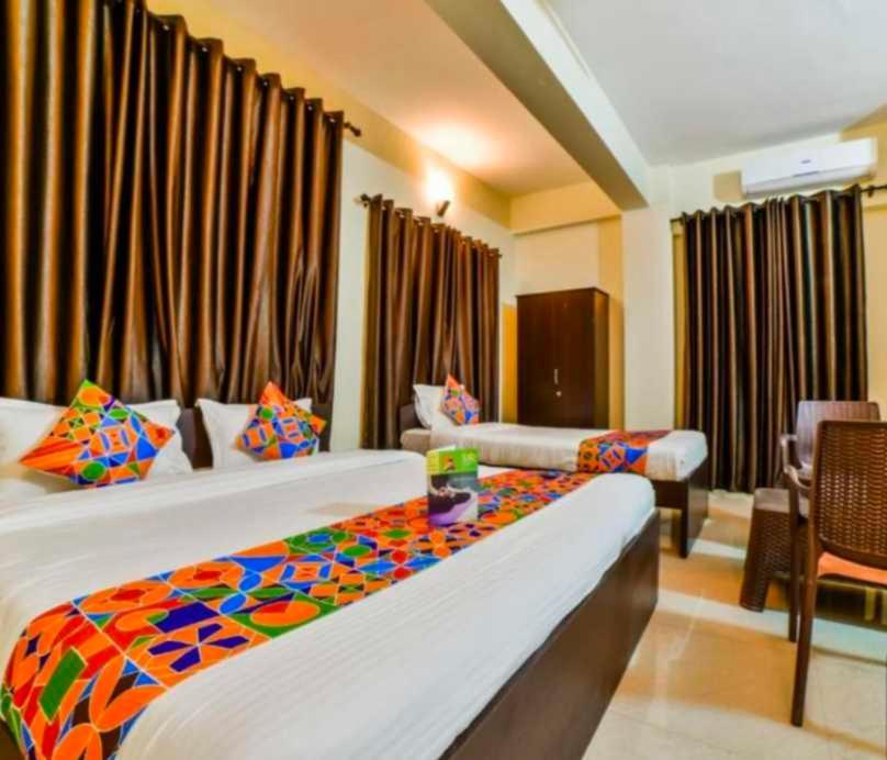 Capital O Bvh Hospitality Near Pvr Ansal Plaza Greater Noida Hotel Ngoại thất bức ảnh